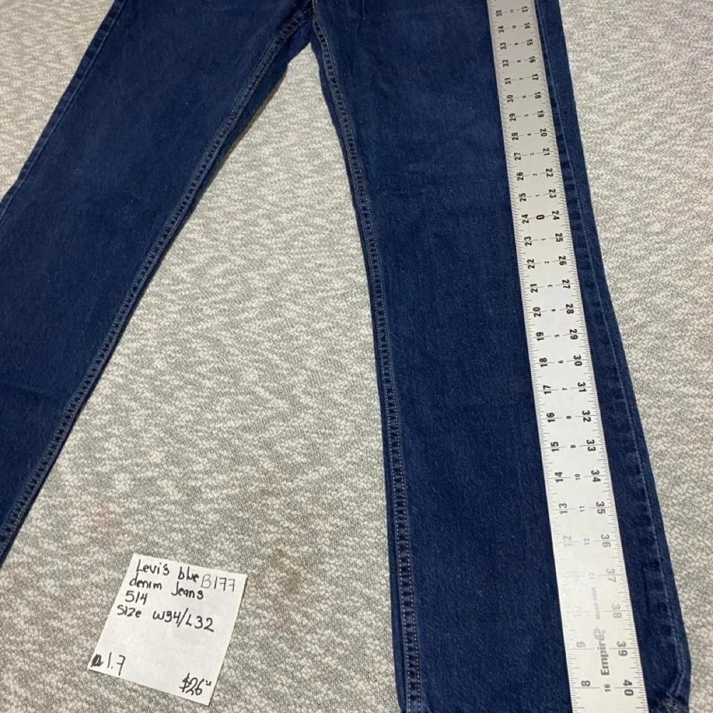 Levi's 514 blue denim jeans size W34/L32. SKU-B177#denim